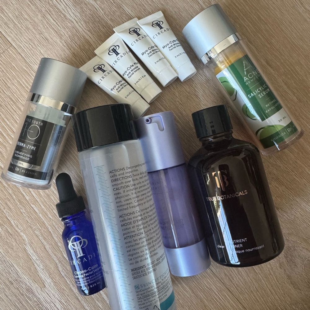 Skincare Bundle Glytone, Rhonda Allison, Circadia - Read carefully